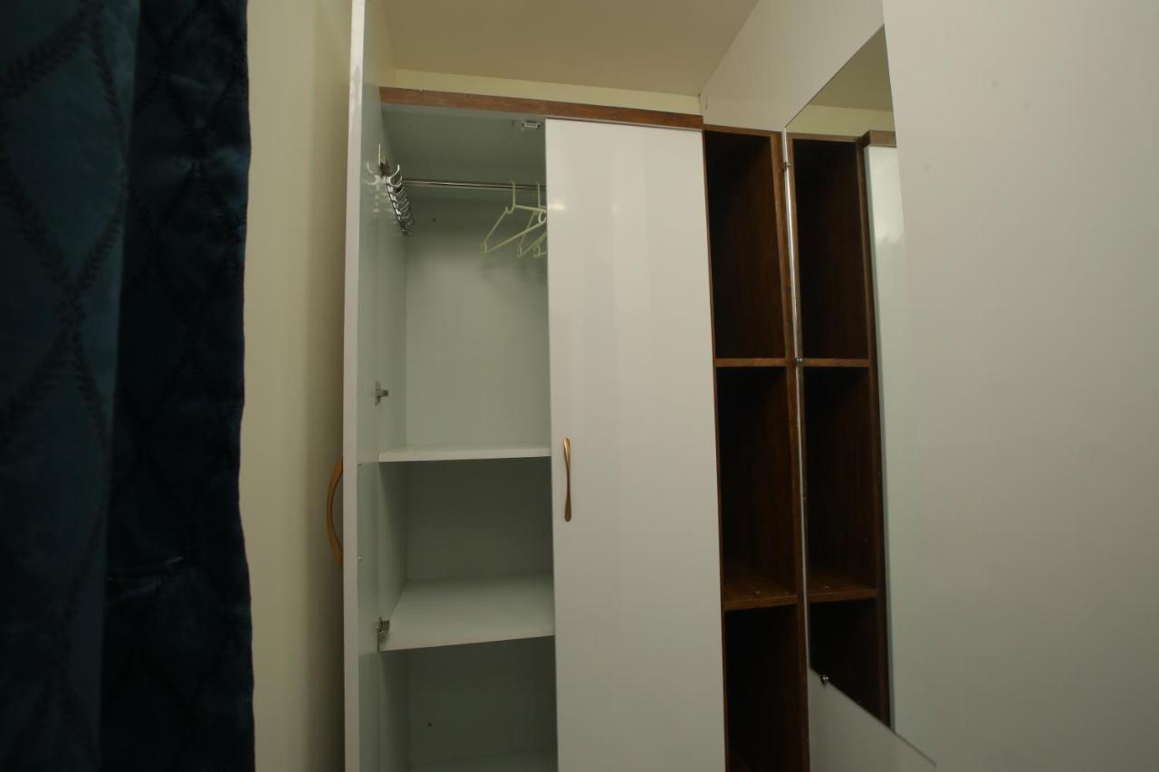 Radha Rani Residency Hotel Khammam ภายนอก รูปภาพ